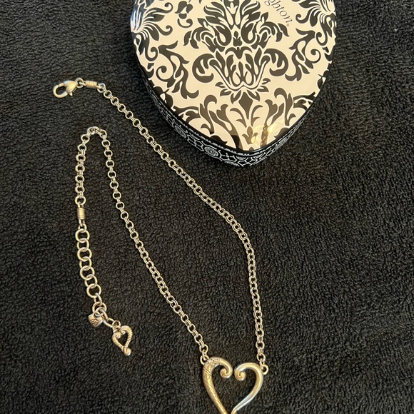 Brighton “Adore Me” necklace - Picture 4 of 6